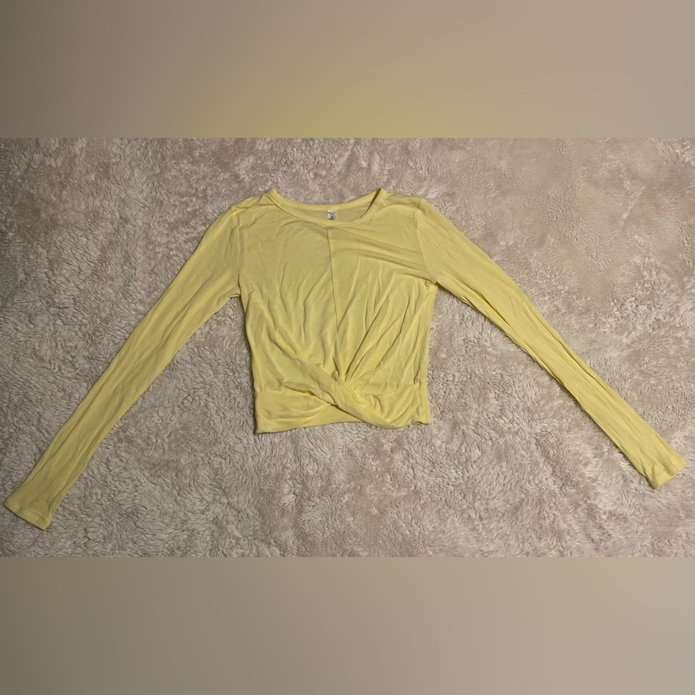 ALO Yoga Yellow Long Sleeve Crop Top